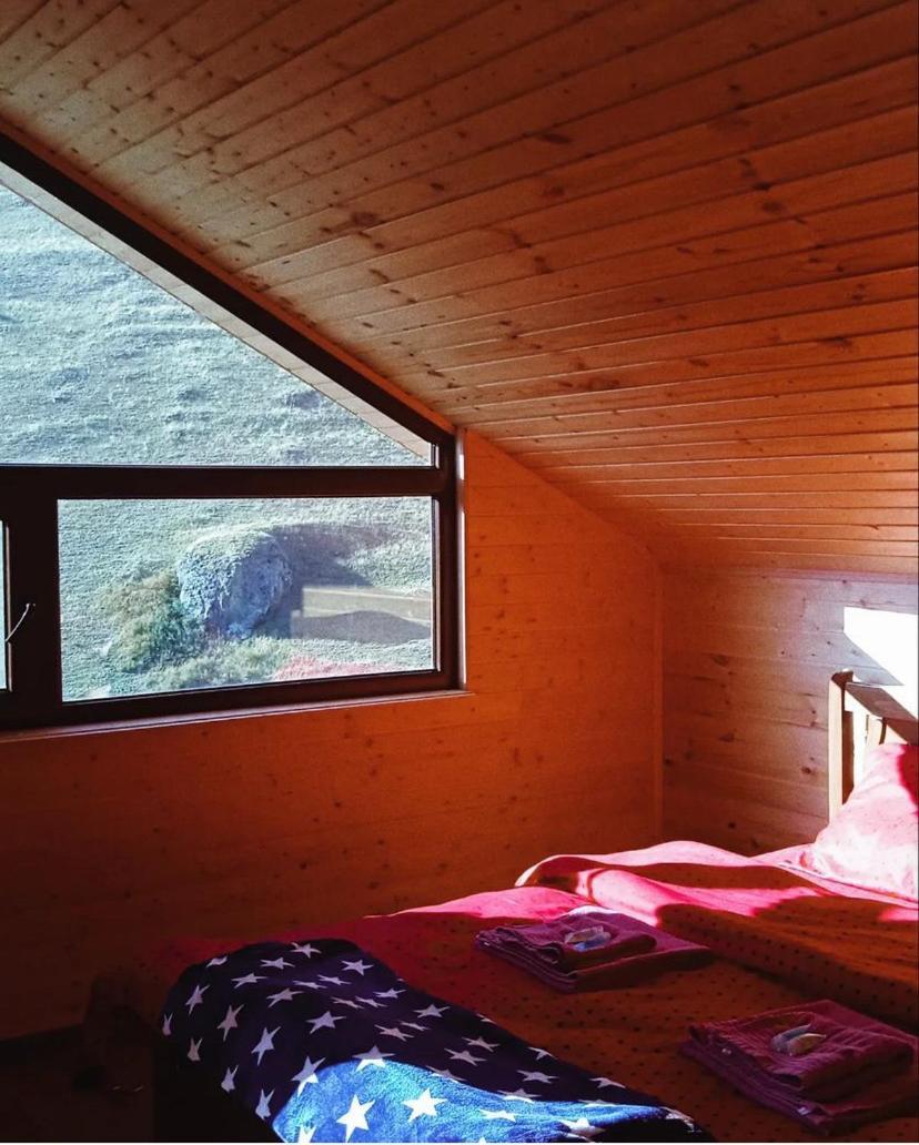 Alpine Night Ალპური Ღამე Hotel Juta Eksteriør billede